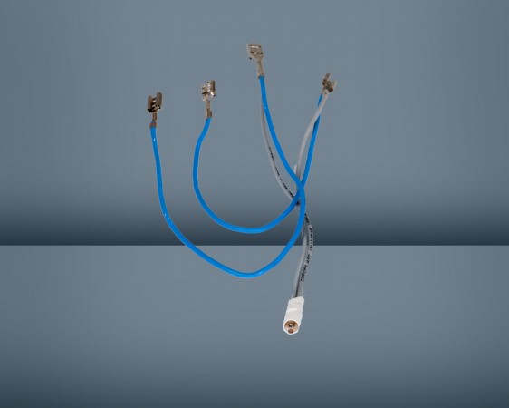 Bulb with cable